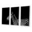 «Sideview of Zebra» en noir et blanc - 3 pièces, cadre flottant, impression sur toile-675063361-675063373