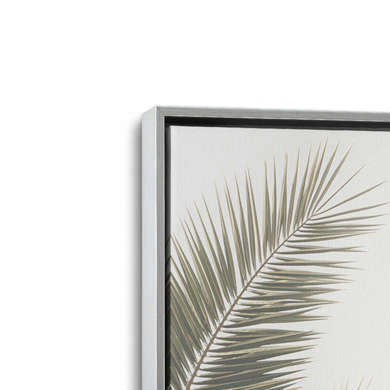 Impression sur toile Palm Grove Bliss, Cadre flottant en chrome poli, H 18,75 po x l 12,75 po x P 1,75 po