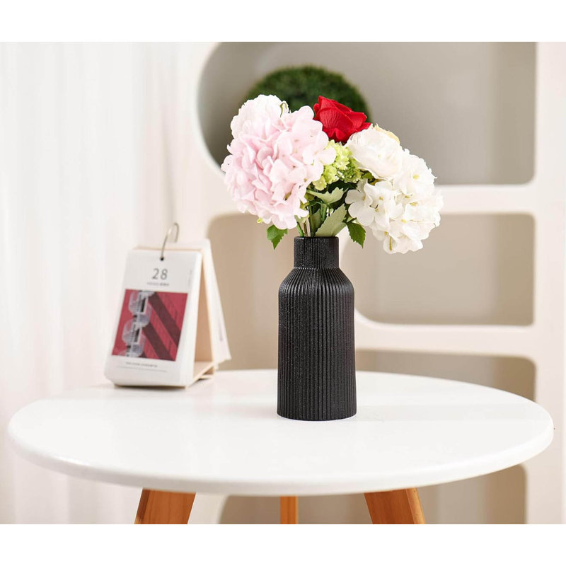 Ceramic Table Vase, Black