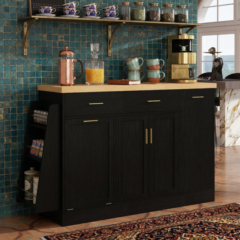 Buffet de cuisine multifonctionnel de 58 po de largeur avec poubelle basculante - Bar à café avec porte coulissante et support à épices à 3 niveaux - Buffet de rangement de 34 po de hauteur - Noir et naturel