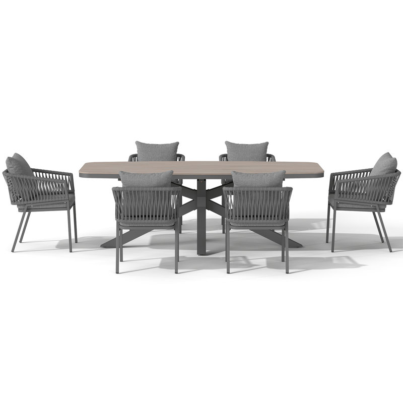 Outdoor 6-person Dining Set With Cushions