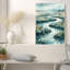 «Winding Teal Marsh Stream» avec toile haute herbe et pois dorés-133545937