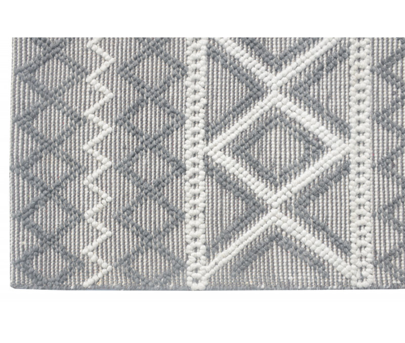 Gray Ivory Diamonds Boho Chic Area Rug, Rectangle 6' x 9'