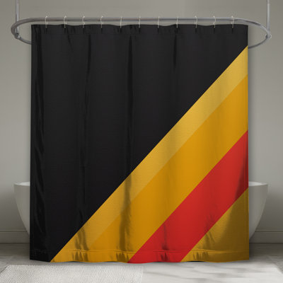Rideaux de douche à rayures noires, noires et rouges