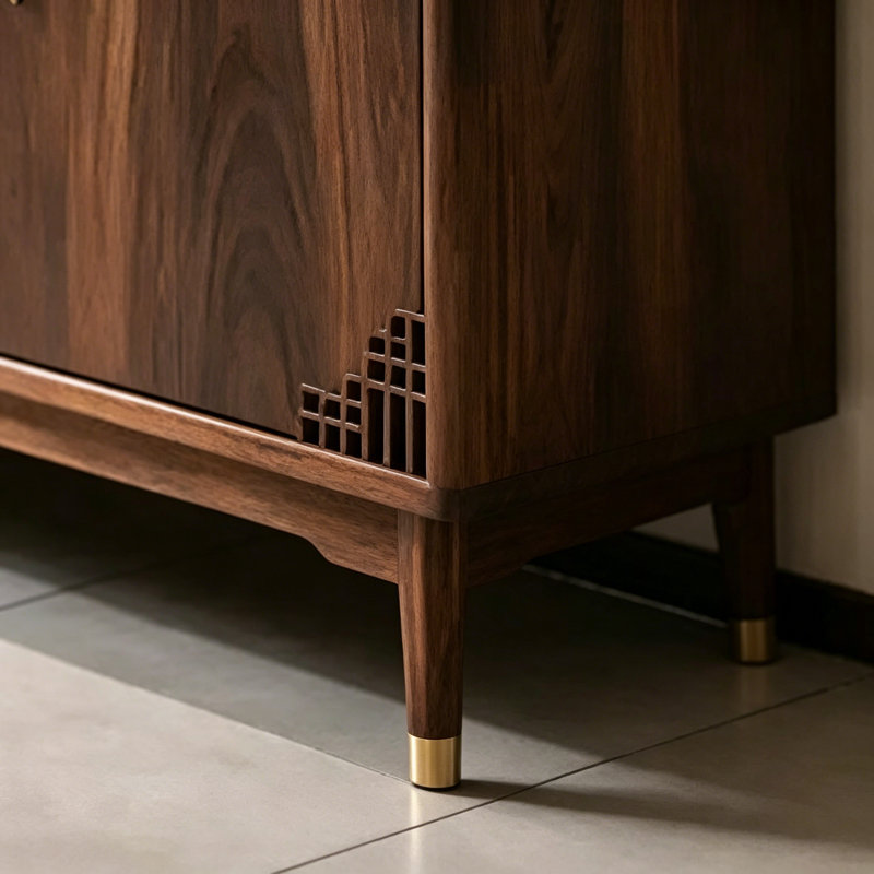 High-End Retro Solid Wood Sideboard