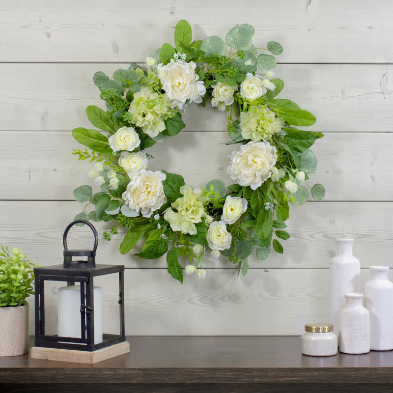 Couronne d'hydrangées et d'énoncules floraux printanier vert et crème 23 po