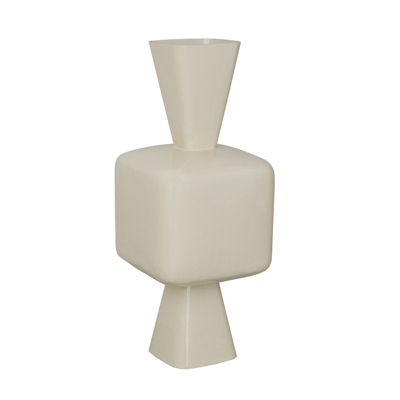 Vase en métal et bois récupéré