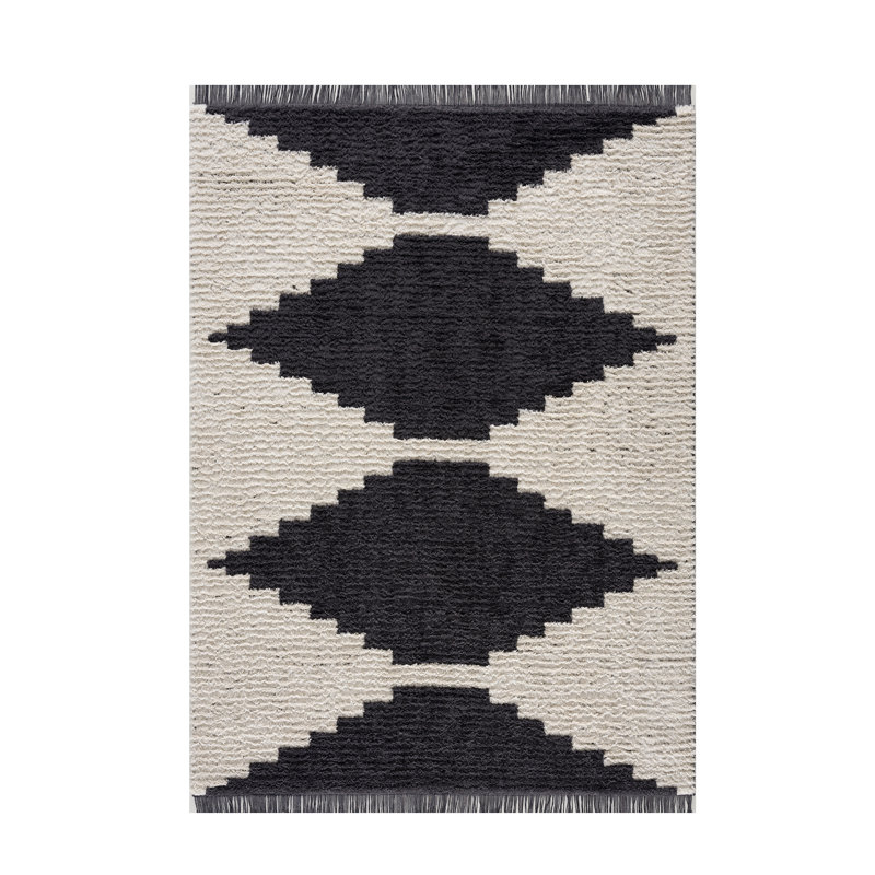 Allie Black & Ivory Synthetic 5' x 7' Easy-Care Area Rug
