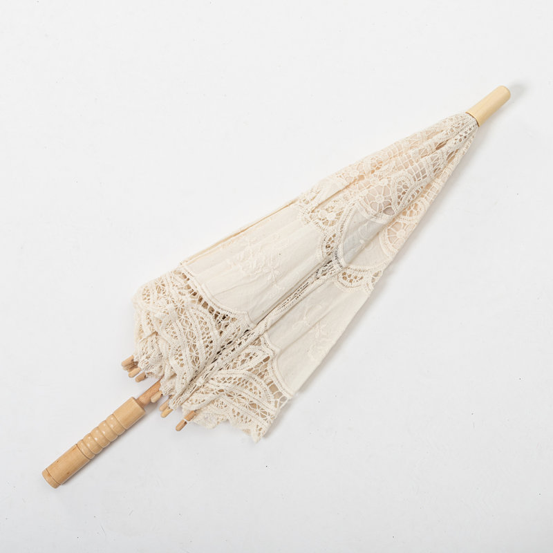 Parasols en dentelle avec parasol et poignée en bois, Ivoire