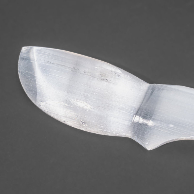 Véritable couteau en cristal de sélénite