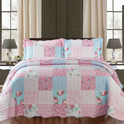 Hoskinson Microfiber Patchwork Bedspread with Pillowcases