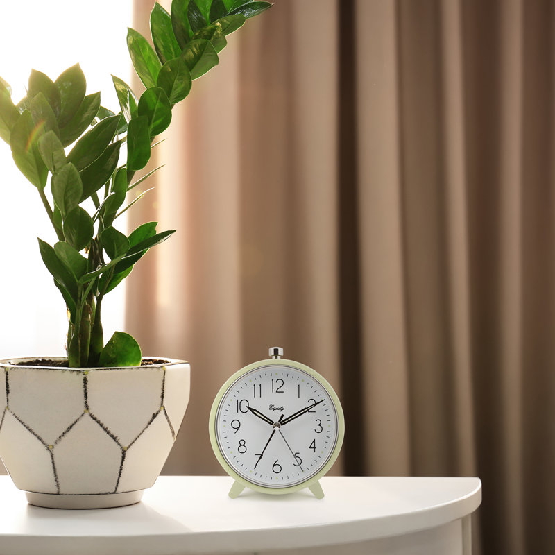 Réveil-matin en quartz 5 po, Vert clair