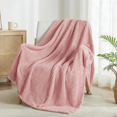 Machine Tufted Throw Blanket