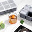 Paquet de 3 grands plateaux à glaçons en silicone - Moules à glaçons carrés de 2 pouces pour le whisky et les cocktails, machine à cubes de whisky à l'ancienne (énormes cubes à fusion lente), noir + gris foncé + mauve-112996151