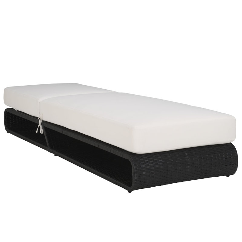 Tullahoma Lounger, Black, White