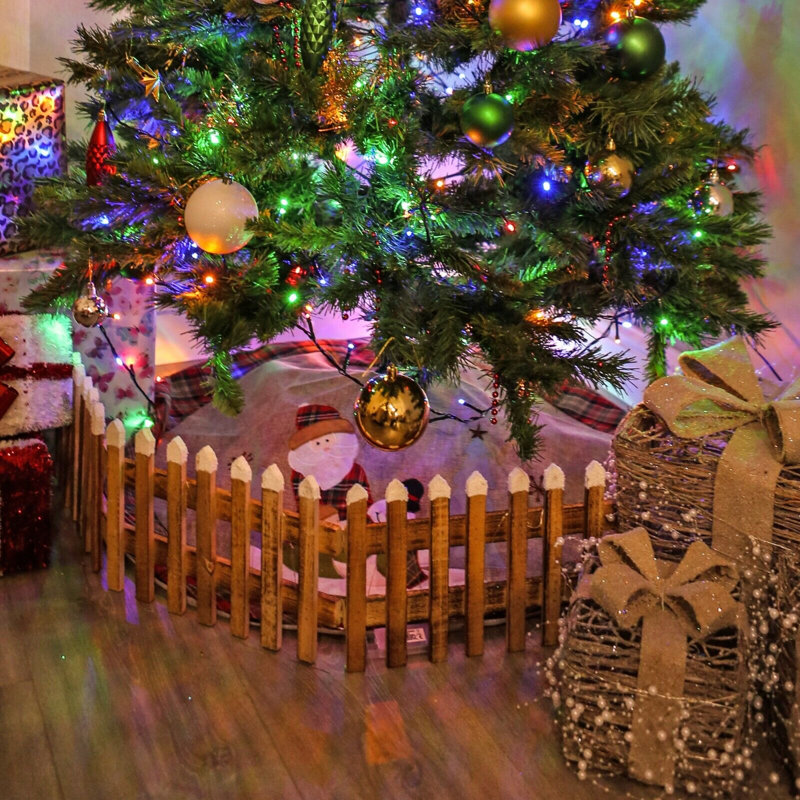 Wood Tree Skirt