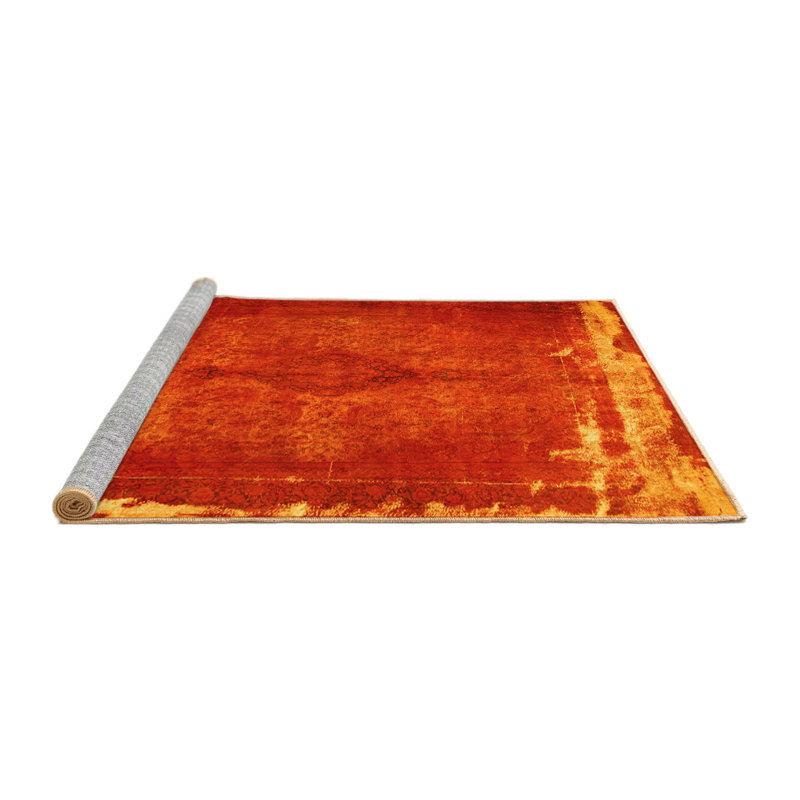 Tapis jaune lavable à la machine Maebelle Traditional 781, Carré 8 pi