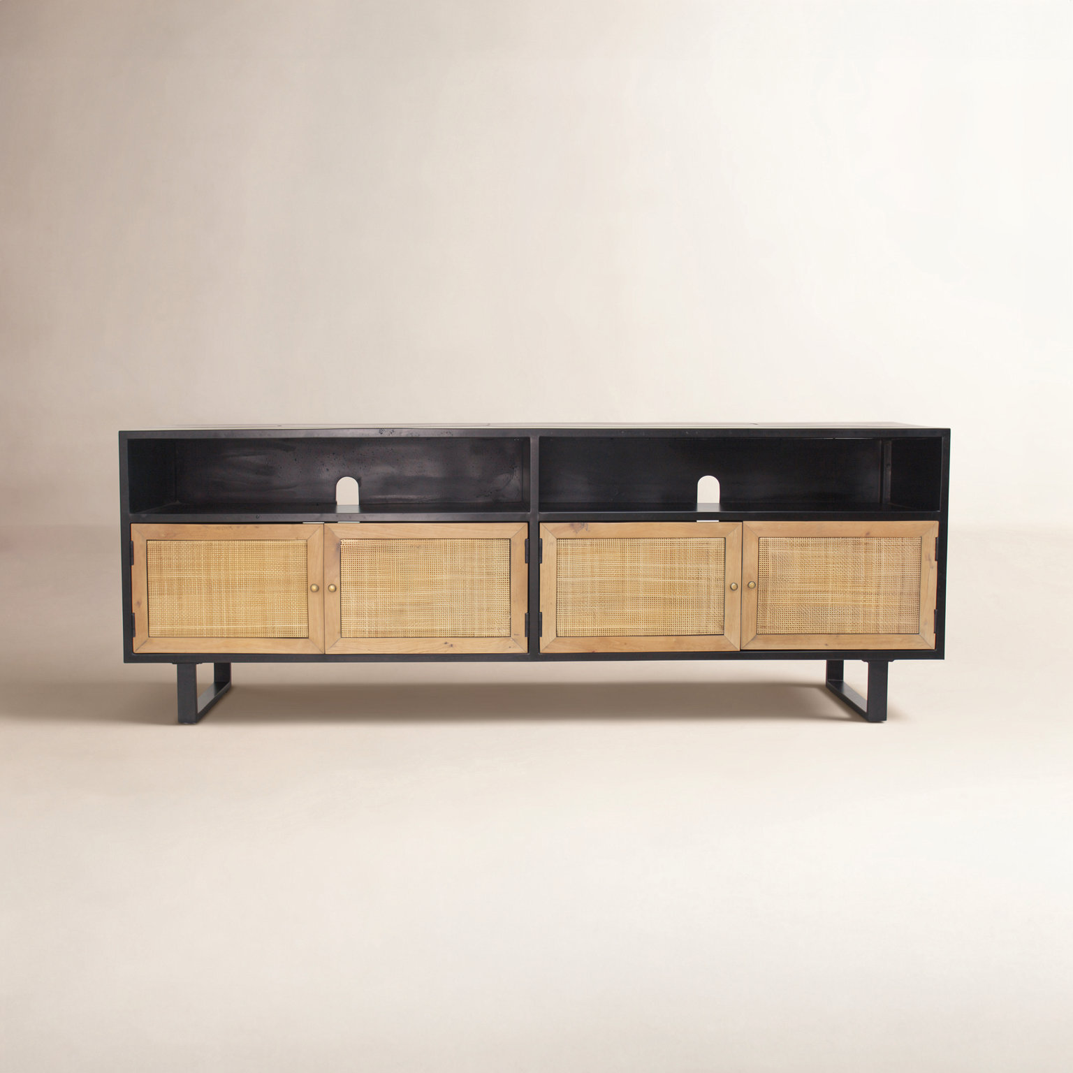 Elta 70" Iron TV Stand