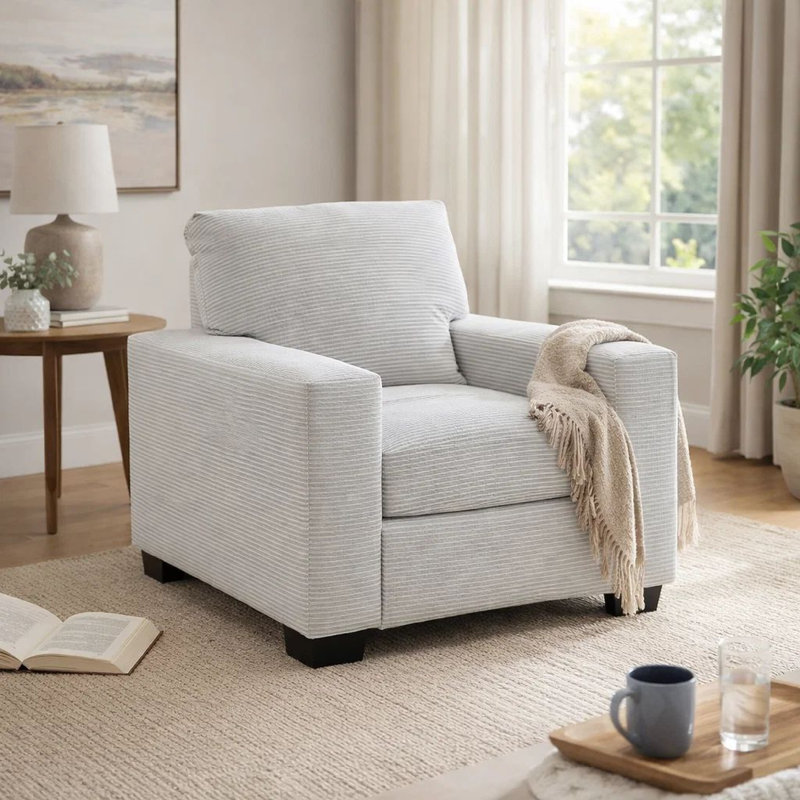 Fauteuil Geyn, polyester gris fumée clair, pieds en faux bois noir, Gris