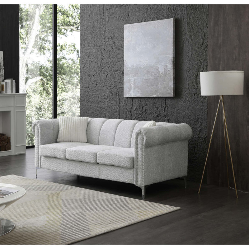 Canapé Sammy -S avec accoudoirs roulés, tissu chenille doux et pieds en acier chromé poli pour un confort et un style modernes