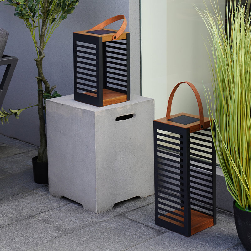 Panya Solar Powered Outdoor Floor Lamp
