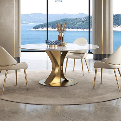 Table ronde simple et légère