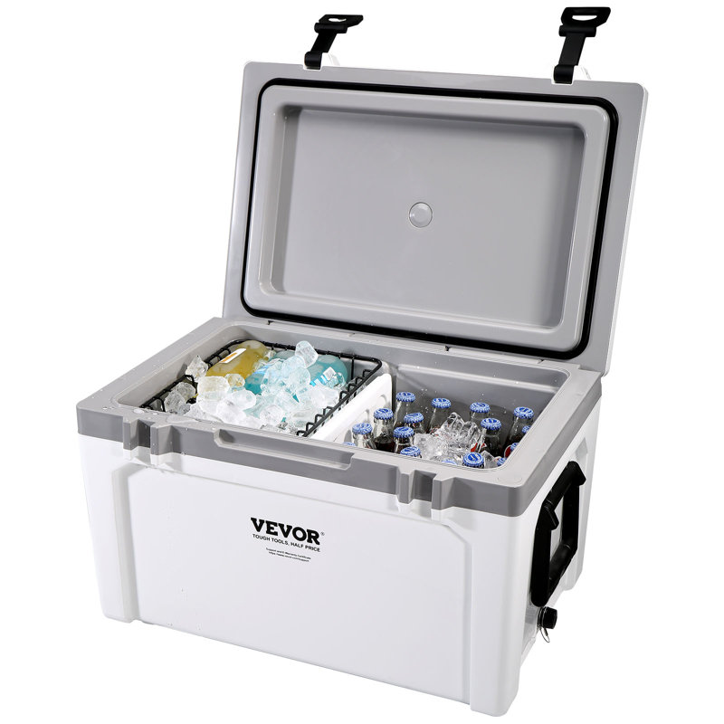 Stellweilan Tessberg 52 Quarts Ice Chest in White