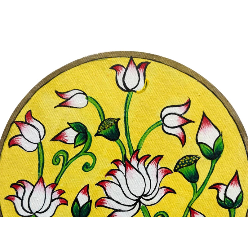 Peinture Lotus Pichwai | Acrylique sur toile | Par Shalini