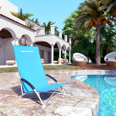 Charlsey Folding Beach Chair