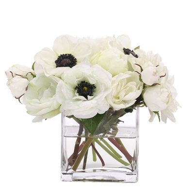 Pivoine rose, blanc, cube de verre, l 10 x H 9 x H 8