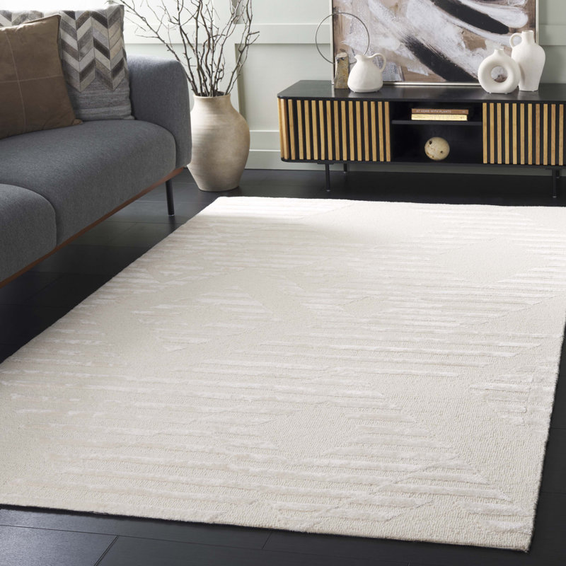 Soho 177 Hand Tufted Viscose/Wool Geometric Shapes Rug in Ivory/Beige, Rectangle 3' x 5'