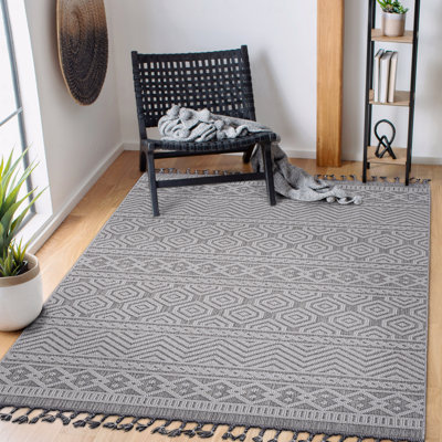 Geometric Indoor/Outdoor Area Rug