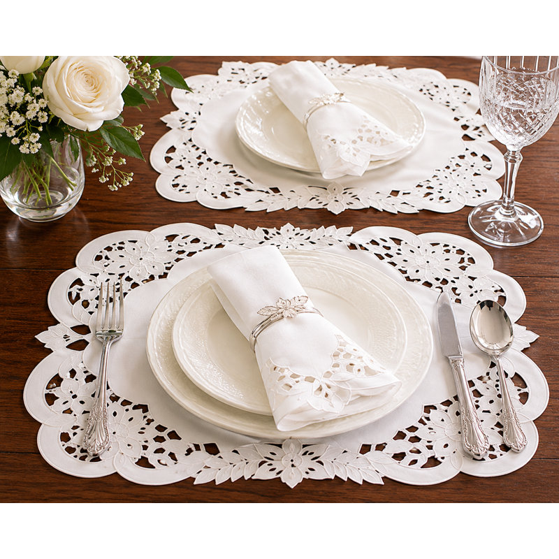 Ensemble de 4 napperons Rose Trellis Cutwork