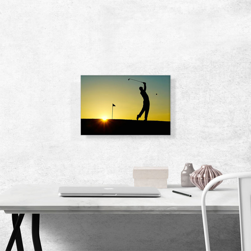 «Golfeur Silhouette at Dawn», reproduction de photo sur toile tendue, H 12 po x l 18 po x 1,5 po