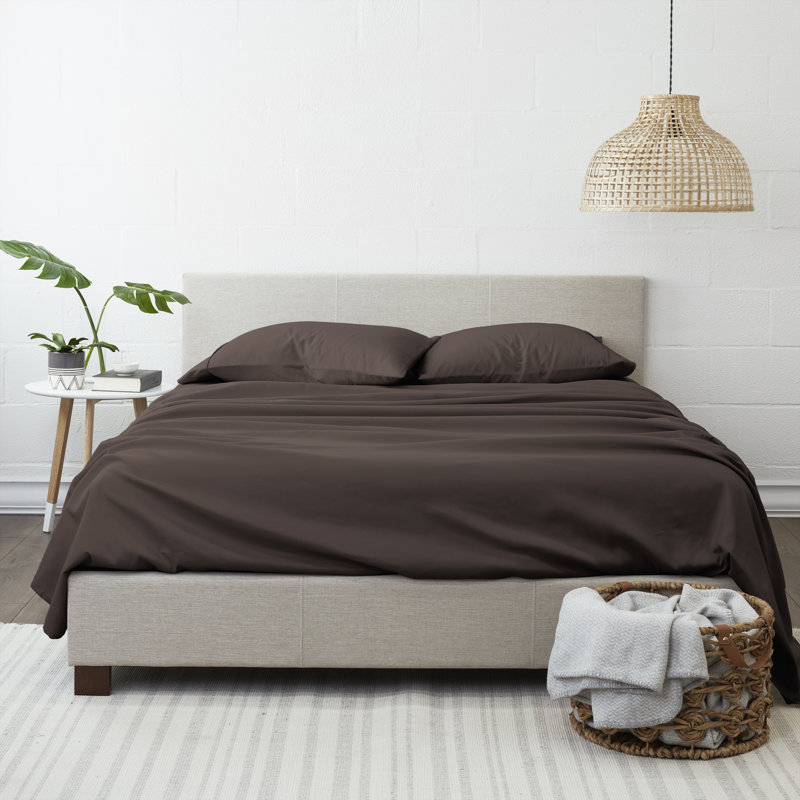 Ultra Soft Double Brushed 4 Piece Sheet Set – Deep Pocket Fade Resistant Bedding, Chocolate