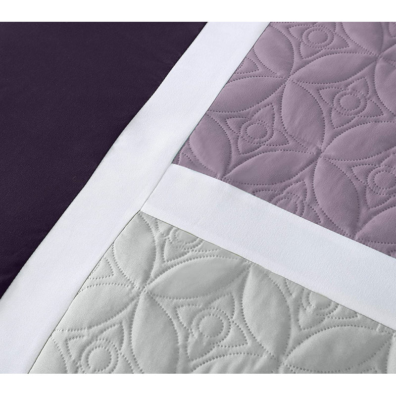 Upland Patchwork 7 Piece Comforter Set, King Comforter + 6 Additional Pieces, Lavender