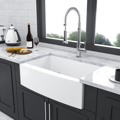 33 Inch Ceramic White Single Bowl Kitchen Sink With Stylish Arch Edge Apron Front, Long - Term Performance, Dish Grid In Ceramic, Front For Modern And Practical Kitchen, Damage , Accessories