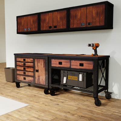 Ensemble de rangement industriel de 5 pièces pour garage comprenant un établi de 122 cm, un coffre à outils de 122 cm et 3 armoires murales.