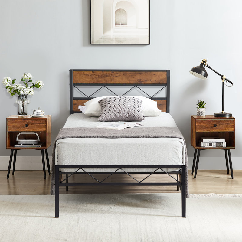 Igourdane Metal Piece Bedroom Set, Brown, Twin