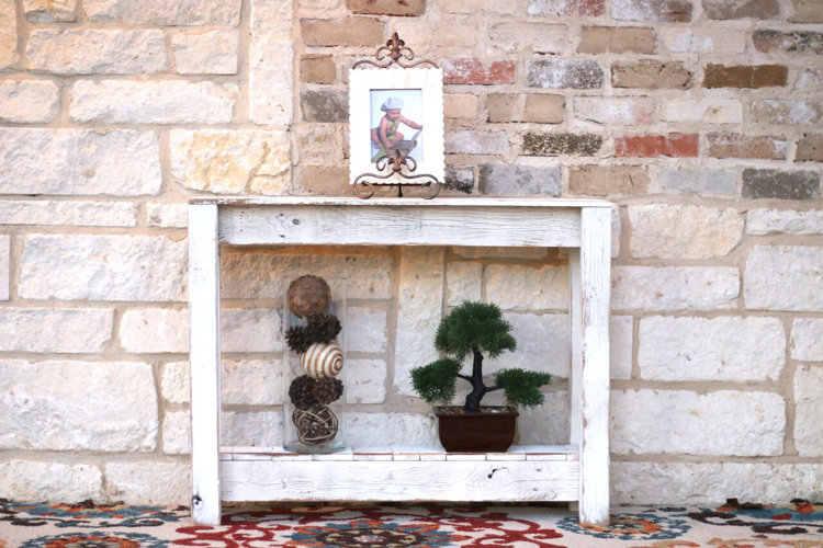 Top Small (under 42 in.) White Console Tables