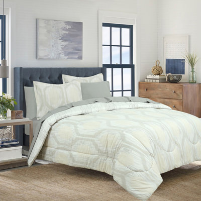Hexagon9244 Modern & Contemporary Percale Channel Striped Comforter