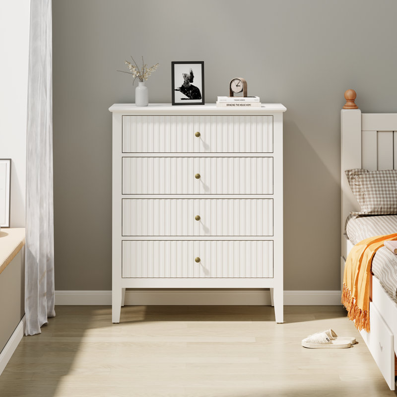 Eleora Amberrae 4 Drawer Dresser