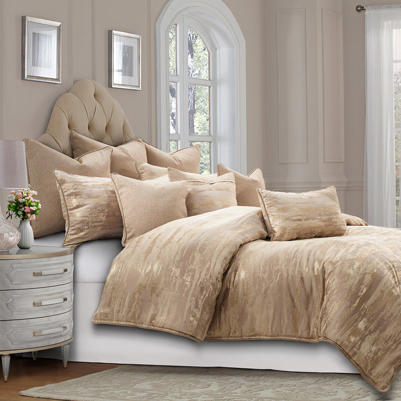 Comforter, King Comforter + 9 Additional Pieces