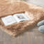 Tapis beige imitation peau de mouton de couleur unie Blakes-87293585