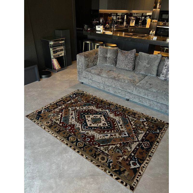 Tapis décoratif vert à motif antique, Rectangle 3 pi 11,24 po x 5 pi 10,87 po