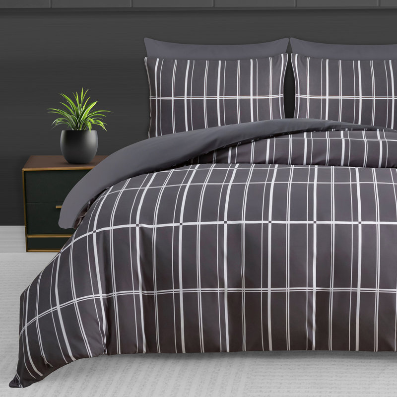Microfiber Chevron / Zig Zag Duvet Cover Set, Double (200cm x 200cm), Charcoal