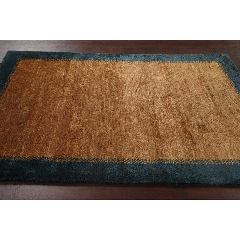 Tapis contemporain brun noué à la main 5 x 8 po