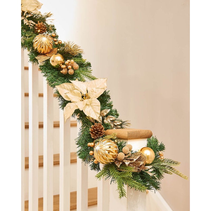 274.32cm Lighted Faux Garland with Lights