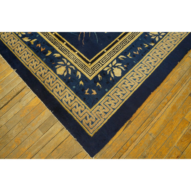 Hand Knotted Wool Area Rug in Blue