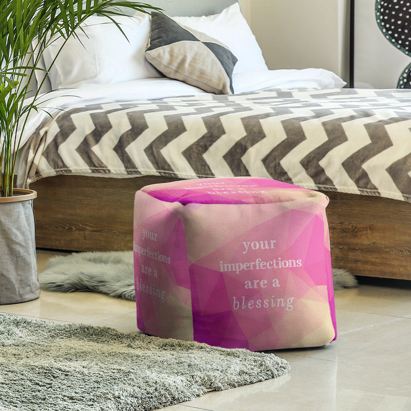 Repose-pieds, Diamant rose, H 18 po x l 18 po x P 18 po